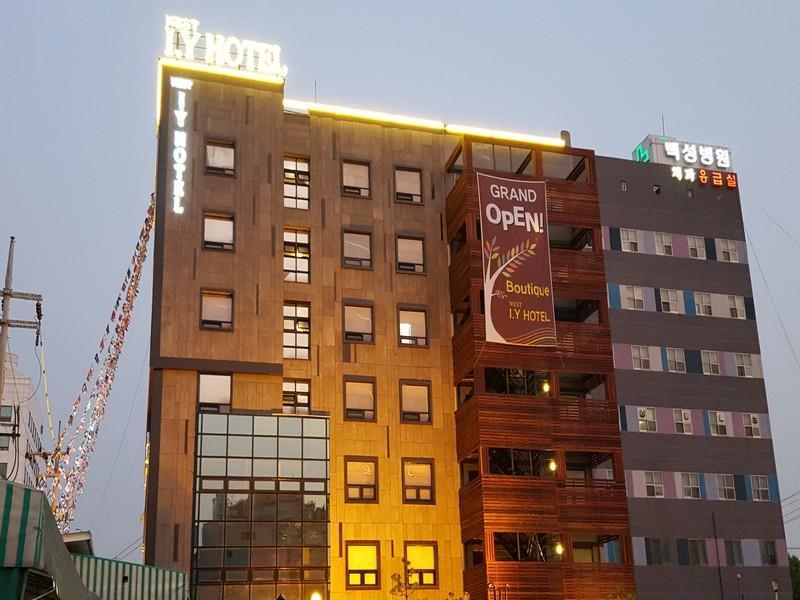 I.Y Hotel 水原市 外观 照片