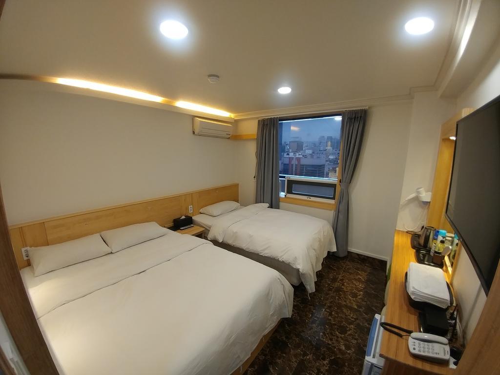 I.Y Hotel 水原市 外观 照片