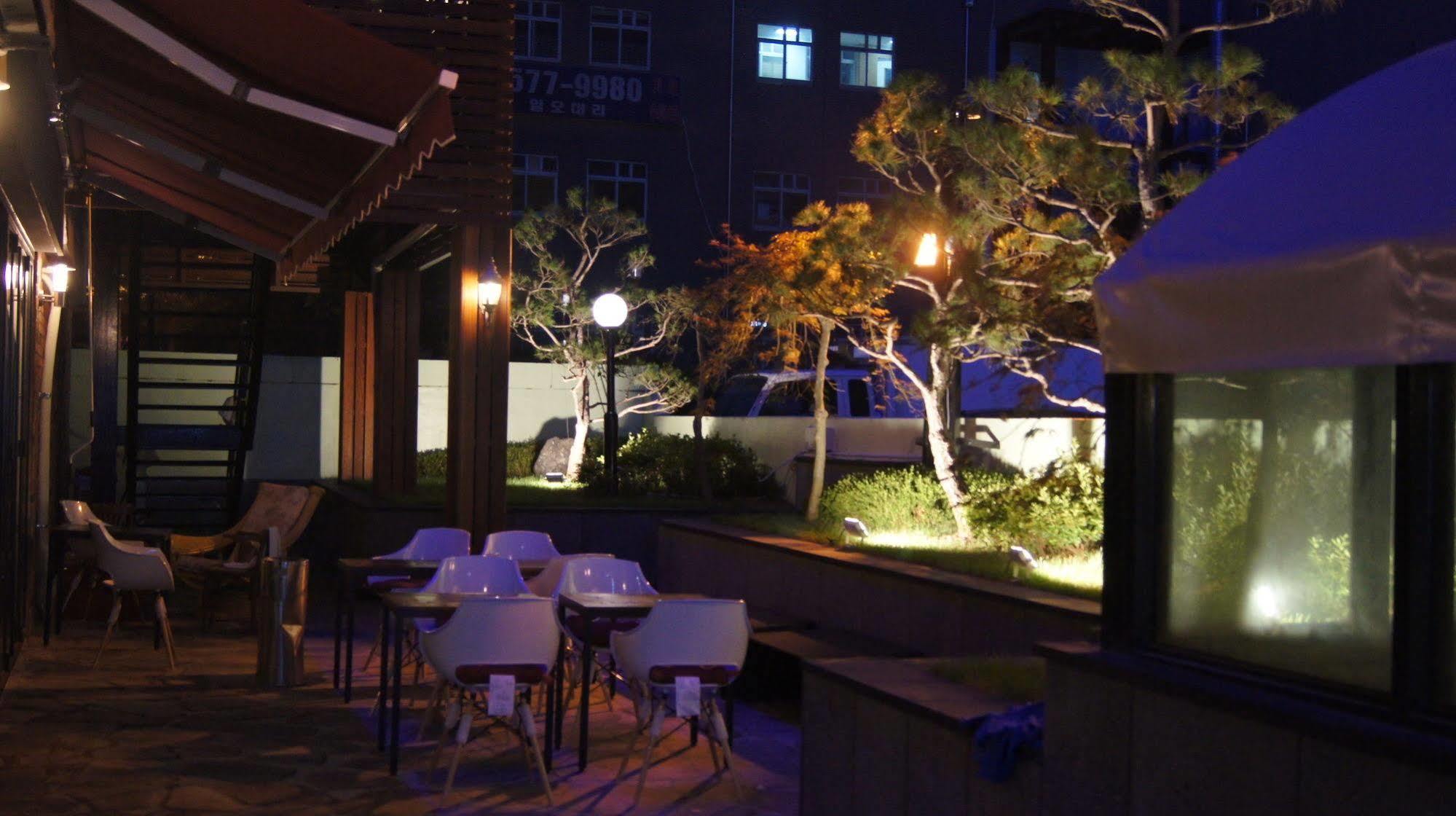 I.Y Hotel 水原市 外观 照片
