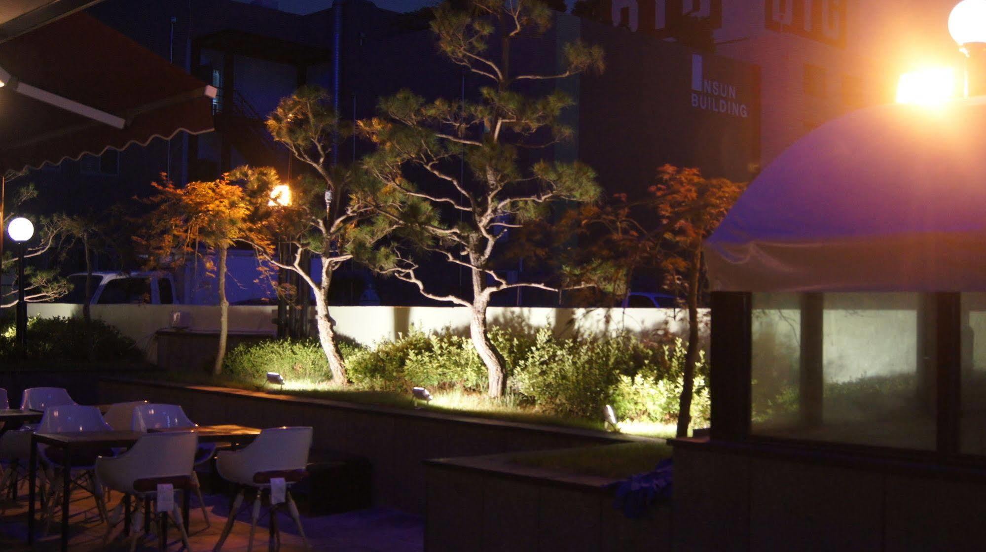 I.Y Hotel 水原市 外观 照片