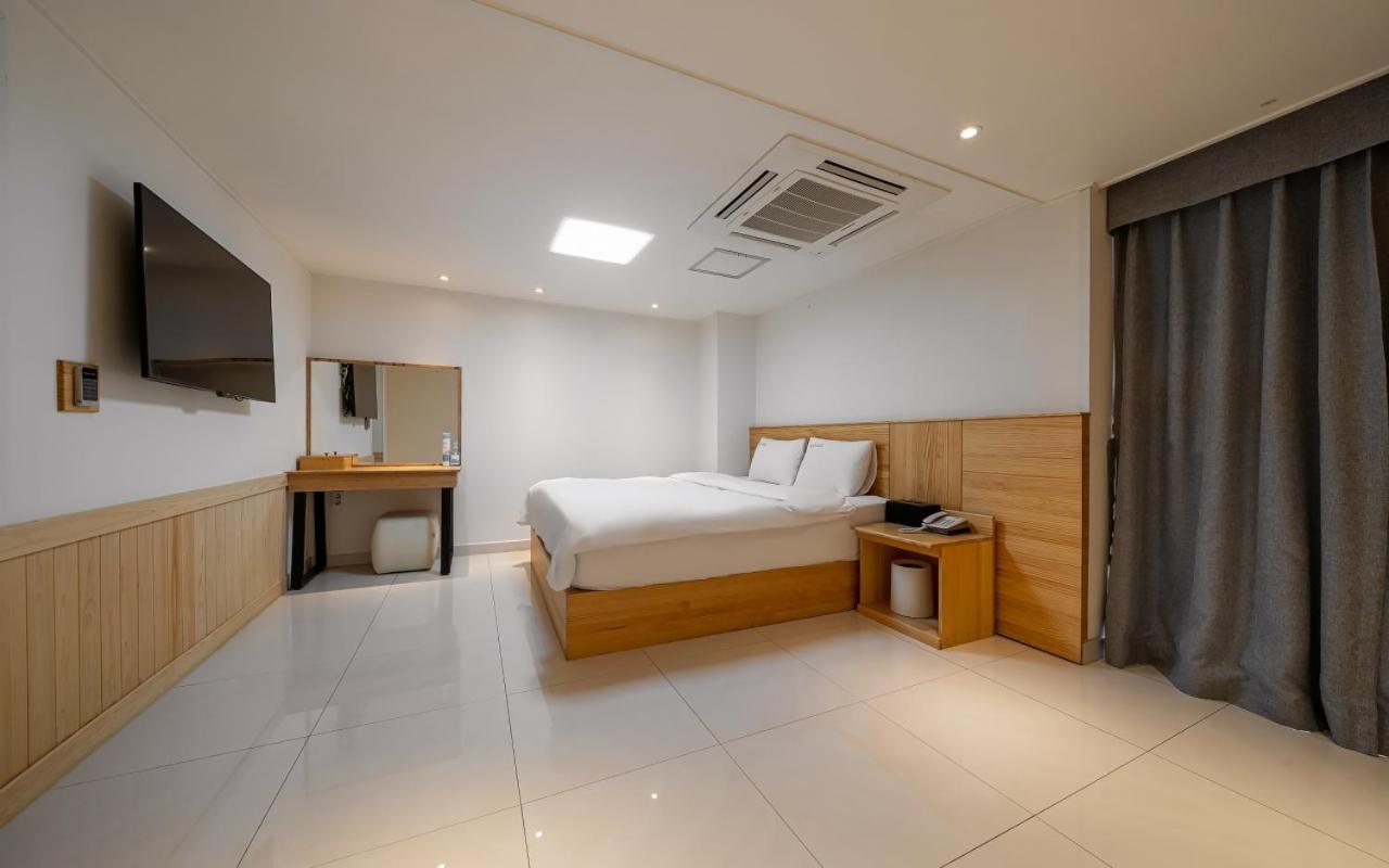 I.Y Hotel 水原市 外观 照片