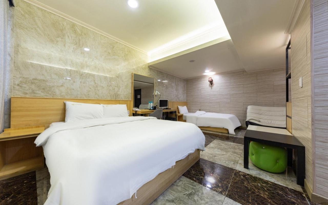 I.Y Hotel 水原市 外观 照片