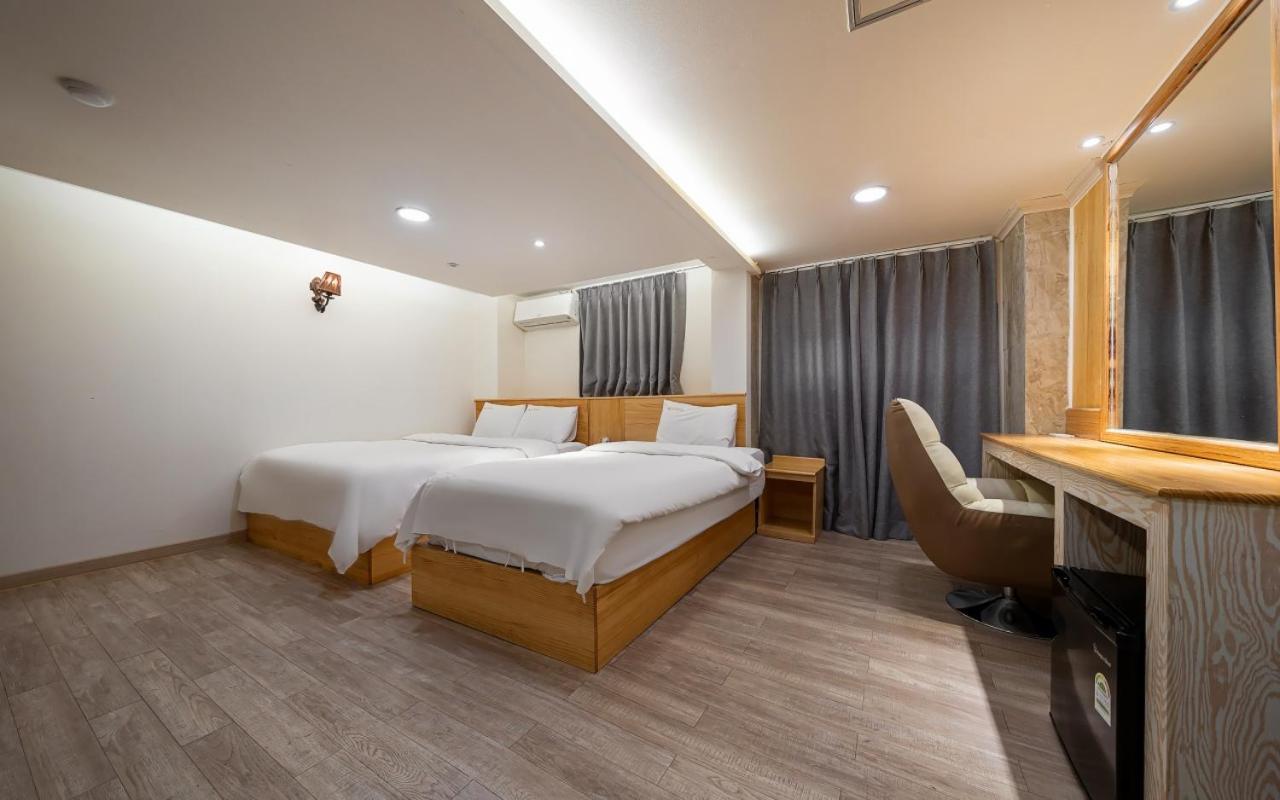 I.Y Hotel 水原市 外观 照片