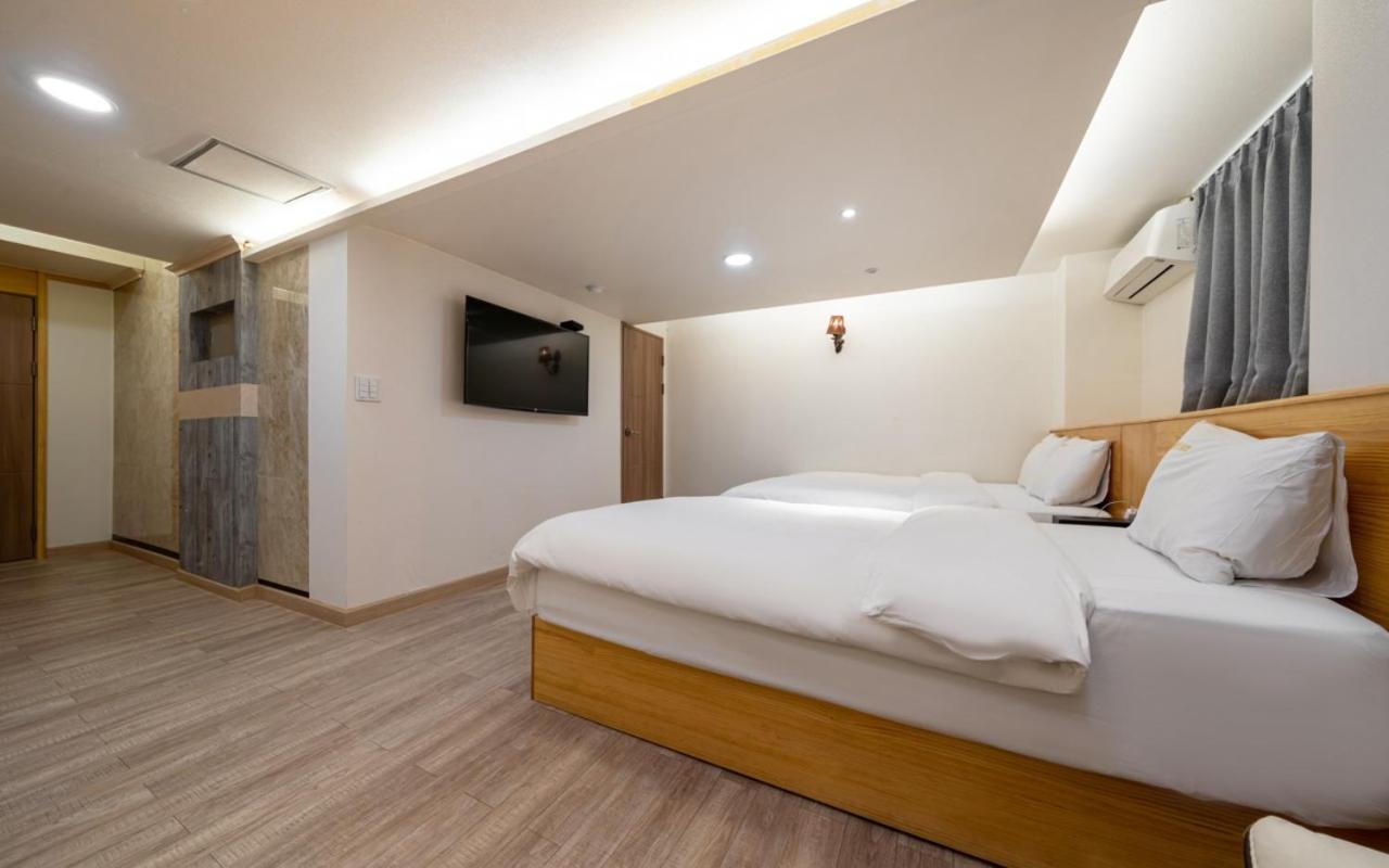 I.Y Hotel 水原市 外观 照片