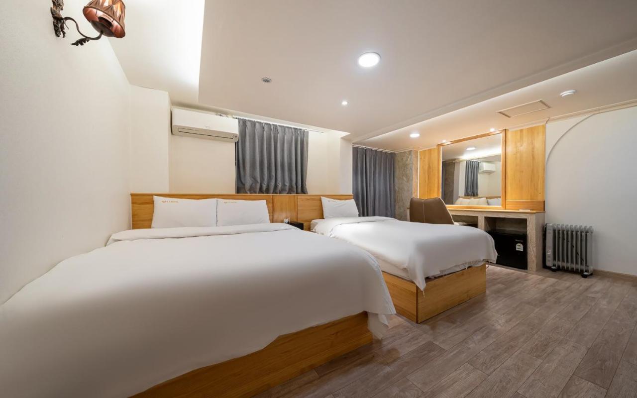 I.Y Hotel 水原市 外观 照片
