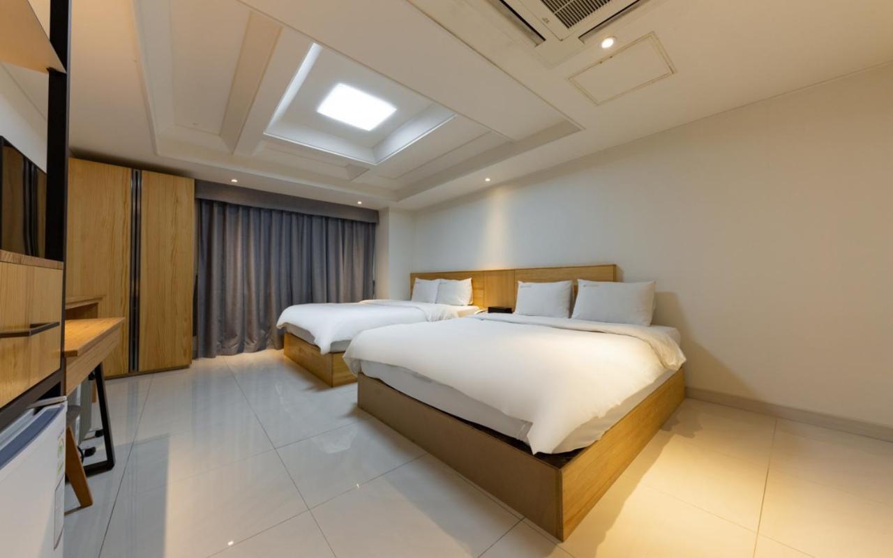 I.Y Hotel 水原市 外观 照片