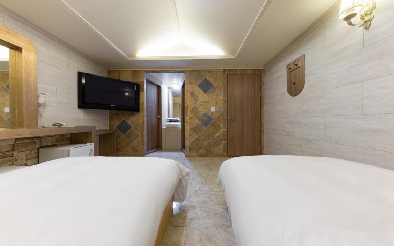 I.Y Hotel 水原市 外观 照片