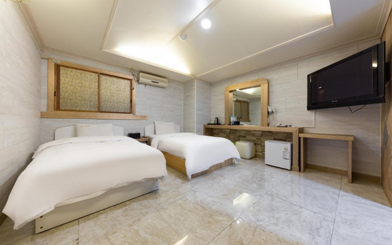 I.Y Hotel 水原市 外观 照片