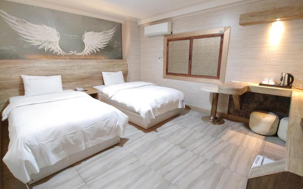 I.Y Hotel 水原市 外观 照片