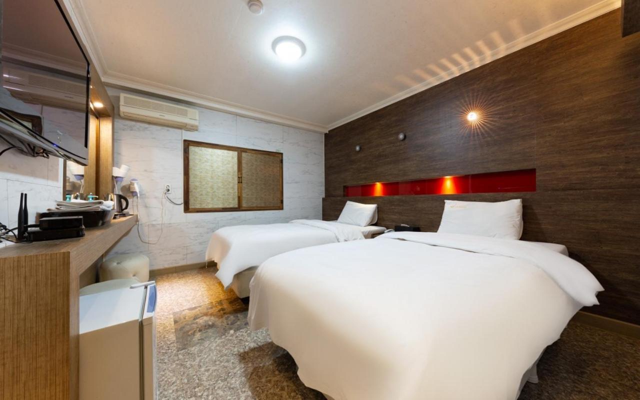 I.Y Hotel 水原市 外观 照片