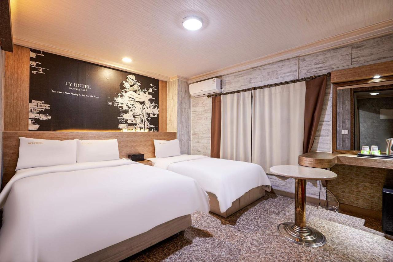 I.Y Hotel 水原市 外观 照片